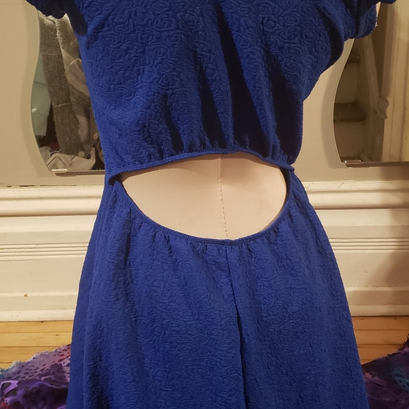 🍄2for30🍄Blue Open back pin up style dress - Picture 8 of 9